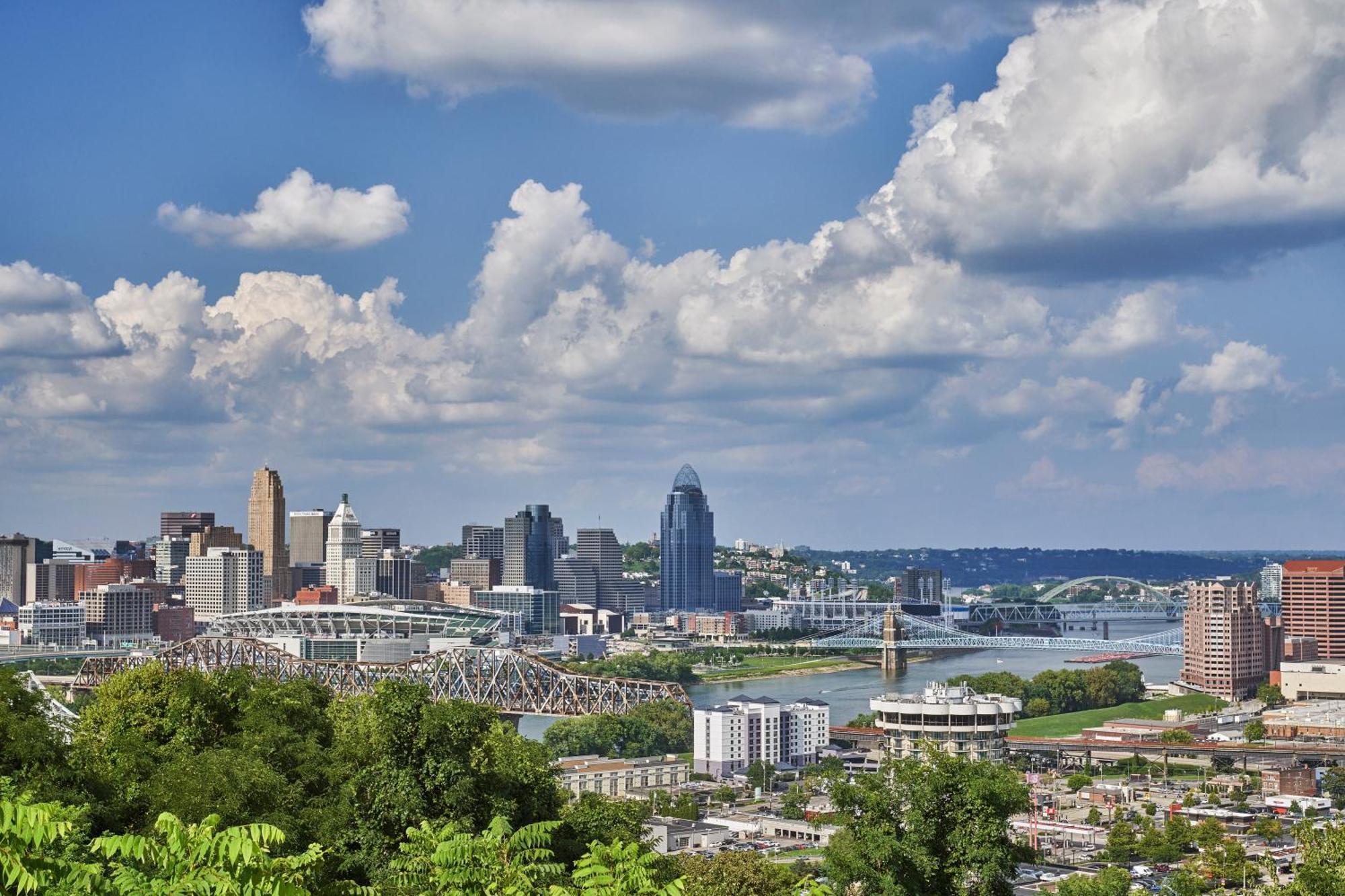 Graduate By Hilton Cincinnati Luaran gambar
